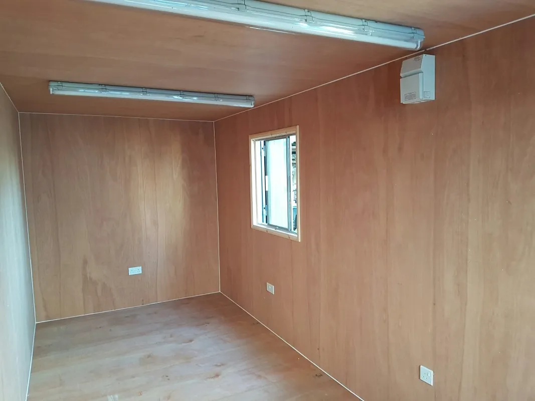 inside 20ft container